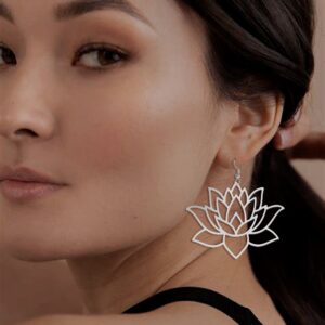 Lotus Cutout Earring Set: Embrace Nature’s Beauty in Style (Silver)